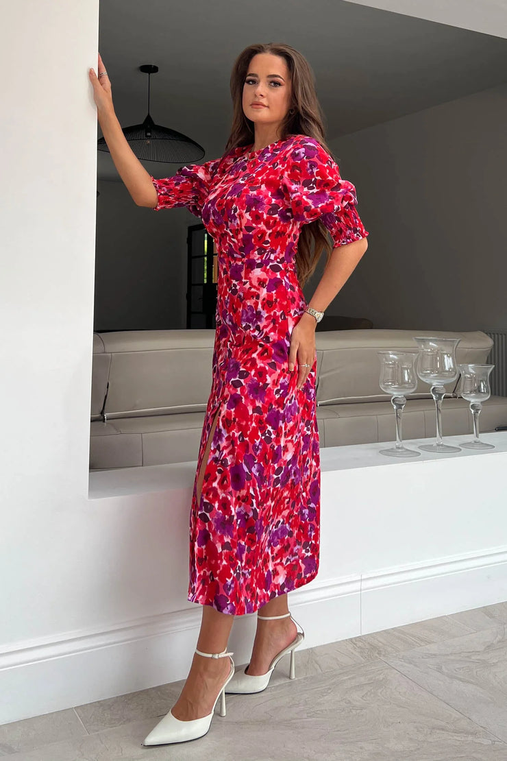 Girl in Mind Shayla Red Floral Shirred Cuff Midi Dress